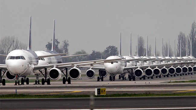 Cómo se propaga un virus en un avión
