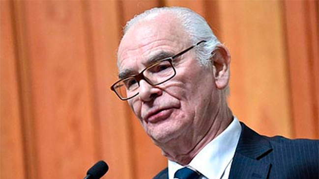 Critican que Premio Nacional de Medicina fuera 