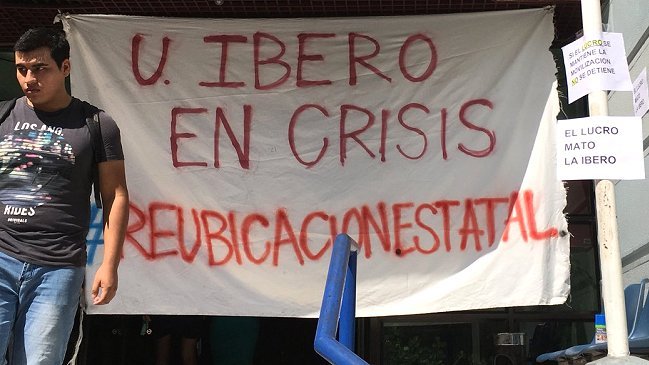 Alumnos de la U. Iberoamericana: 