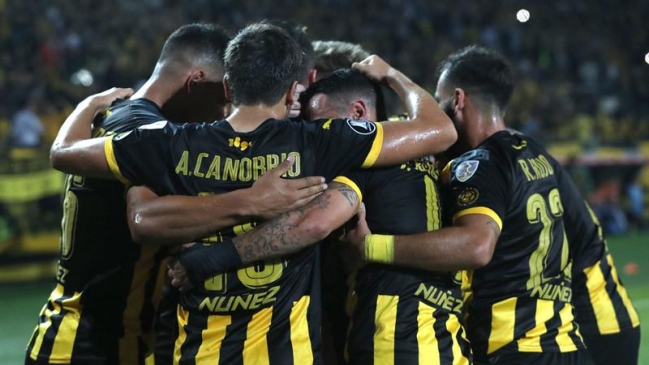 Peñarol logró su primer triunfo en la Libertadores a costa de Atlético Tucumán