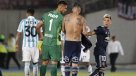 Mauricio Pinilla posó con la camiseta del portero de Racing y recibió troleo de Arturo Vidal