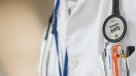 Acusan a médico especialista en fertilidad de embarazar a 11 pacientes con su propio semen
