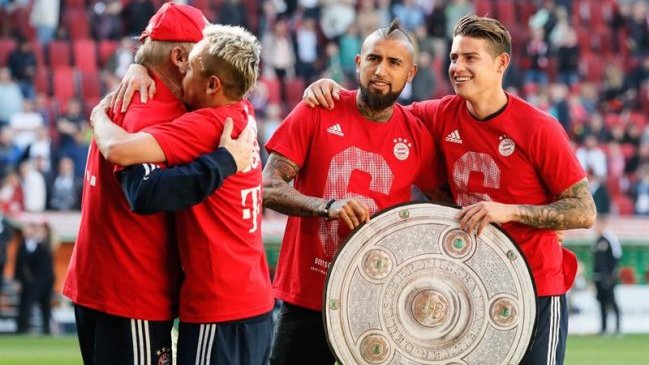 Vidal se convirtió en el chileno con más títulos en la historia tras coronarse con Bayern