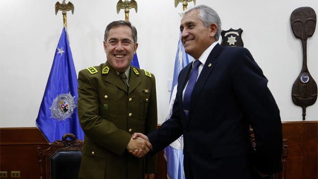 Jefes de Carabineros y la PDI renunciaron a la cuestionada dieta de la Mutualidad