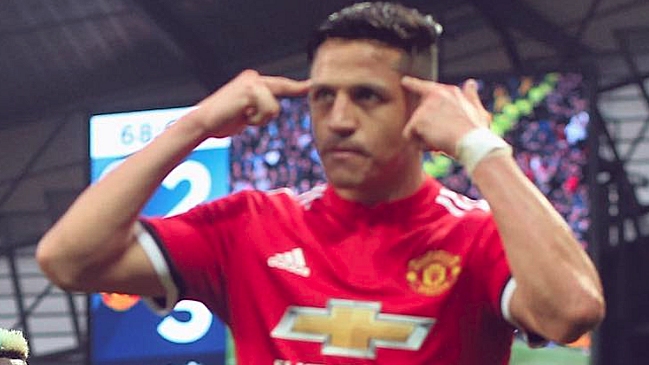 La poética frase de Manchester United tras gran partido de Alexis y Pogba