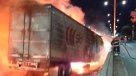 Buin: Camión se incendió tras chocar en Ruta 5 Sur
