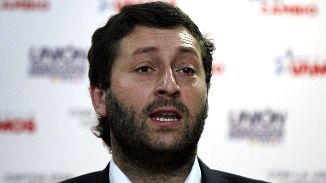 Diputados UDI quieren castigar con cárcel a quienes 