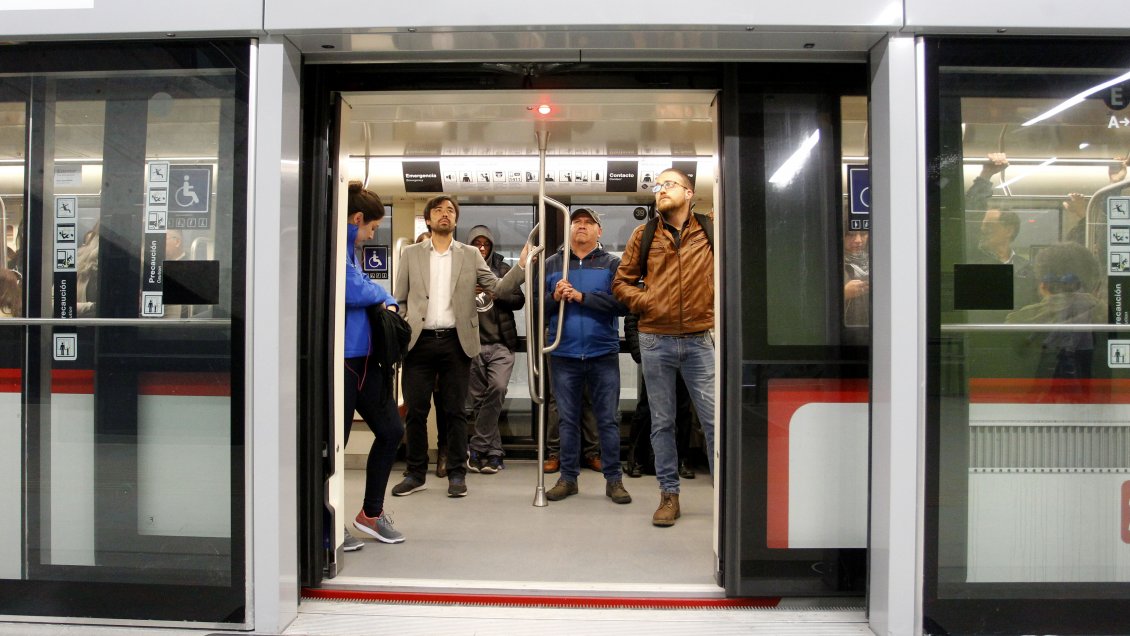 Vecinos denuncian vibraciones por marcha de la Línea 6: 