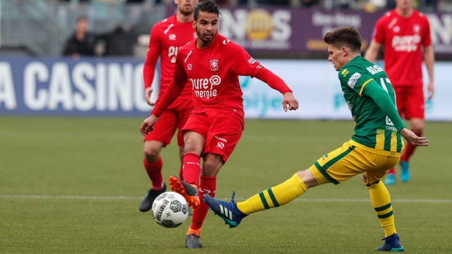 Twente de Cristián Cuevas cayó en Holanda y quedó a un paso del descenso