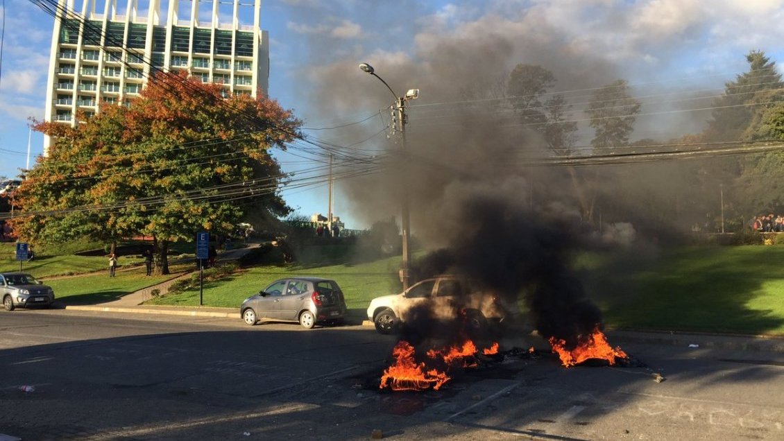 Pescadores artesanales protestaron en Valdivia por cuota de pesca