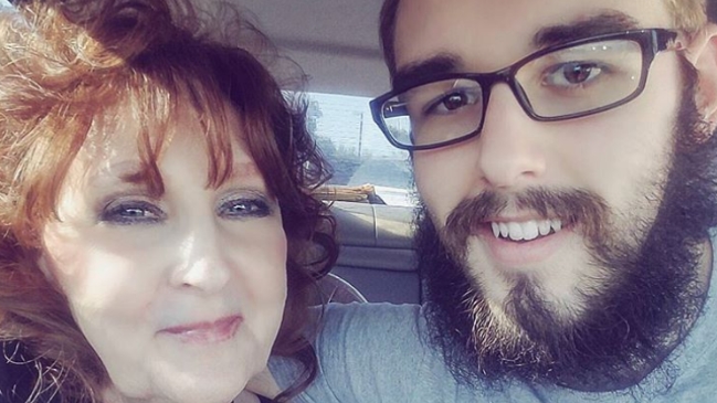 Mujer de 72 años encontró el verdadero amor con joven de 19