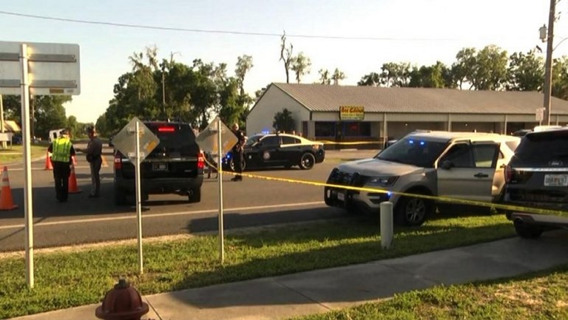 Dos policías murieron tras ser abatidos a tiros en un restaurante de Florida