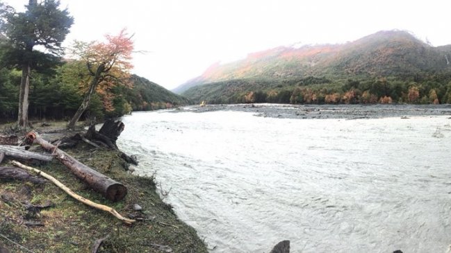 Aysén: Evacúan a anciano de 84 años por crecida tras deshielo de glaciar