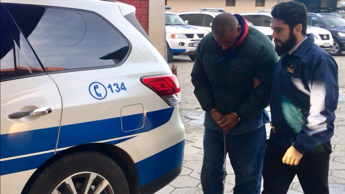 Hombre fue detenido con 2.300 dosis de marihuana en el Aeropuerto de Punta Arenas