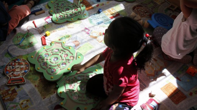 Con audios y videos de sus familias, jardín infantil de Catemu genera apego en los niños