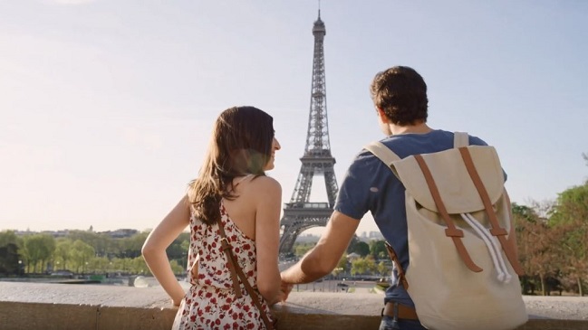 Aerolínea busca a una pareja para que viaje por el mundo gratis y con un millonario sueldo