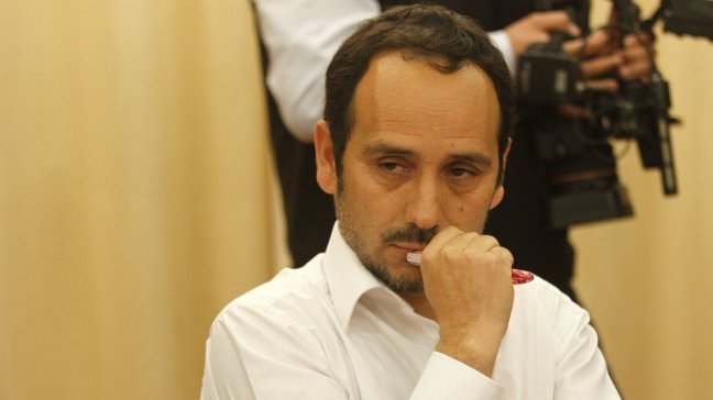 Diputado del PC emplazó a Piñera a reconocer 