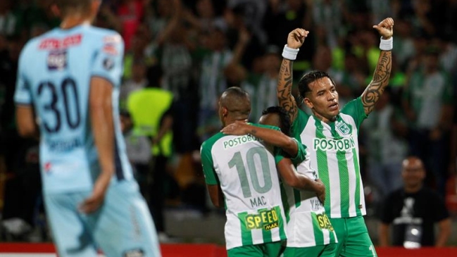 Atlético Nacional goleó a Bolívar y le dio una mano a Colo Colo en la Libertadores