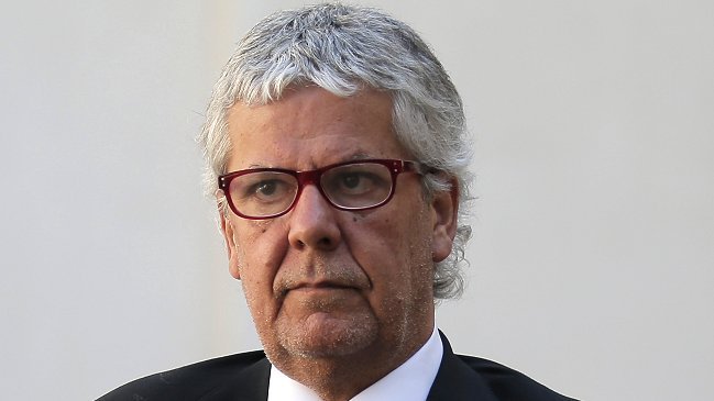 Eyzaguirre: No hagamos una fiesta de disfraces para que quienes tienen más paguen menos