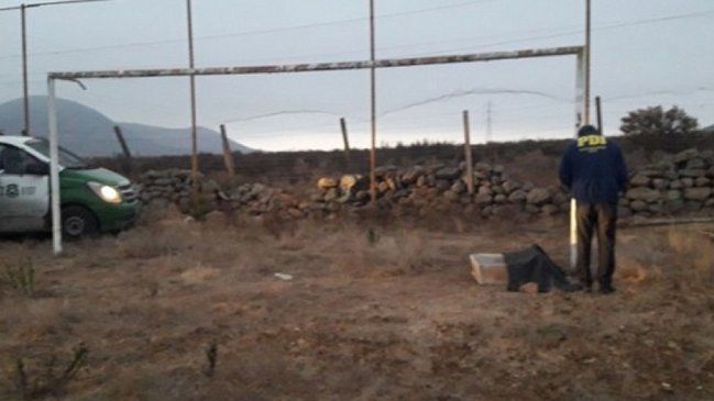 Hallan el cadáver de un niño de 12 años en una cancha de fútbol en Coquimbo