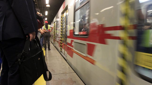 Revisa el estado del tránsito, el Metro y Transantiago