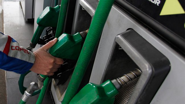 Este jueves suben todas las bencinas