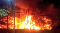 Violento incendio afectó dependencias de la construcción del nuevo estadio de La Calera