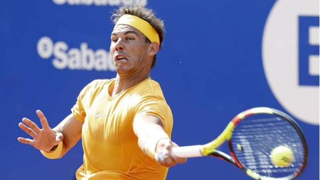 Nadal debutó en Barcelona con un trabajado triunfo ante Carballés