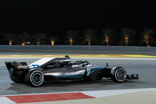 La Fórmula 1 llega a Bakú, territorio complicado para Hamilton