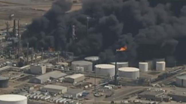 EEUU: Explosión en refinería de Wisconsin causó 11 heridos