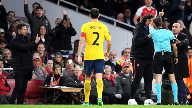 La UEFA abrió expediente a Diego Simeone por insultos al árbitro