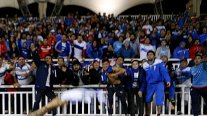 U. Católica acusó discriminación a sus hinchas por venta de entradas del duelo ante San Luis