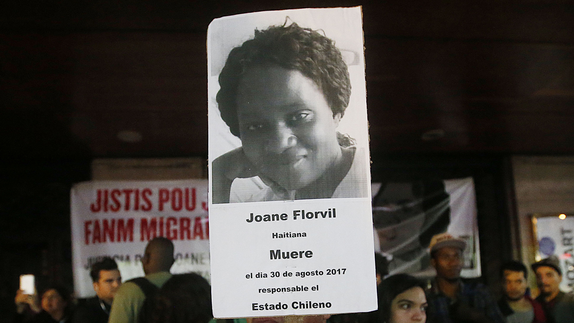 A siete meses de su muerte: ¿Por qué el cuerpo de Joane Florvil permanece en el SML?