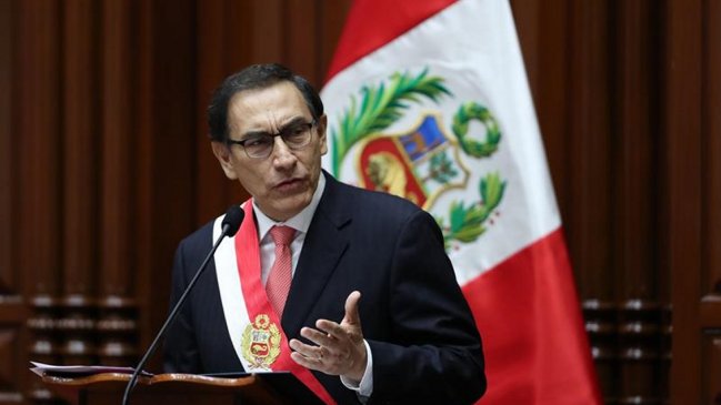 Presidente de Perú logró una aprobación del 52 por ciento tras suceder a Kuczynski