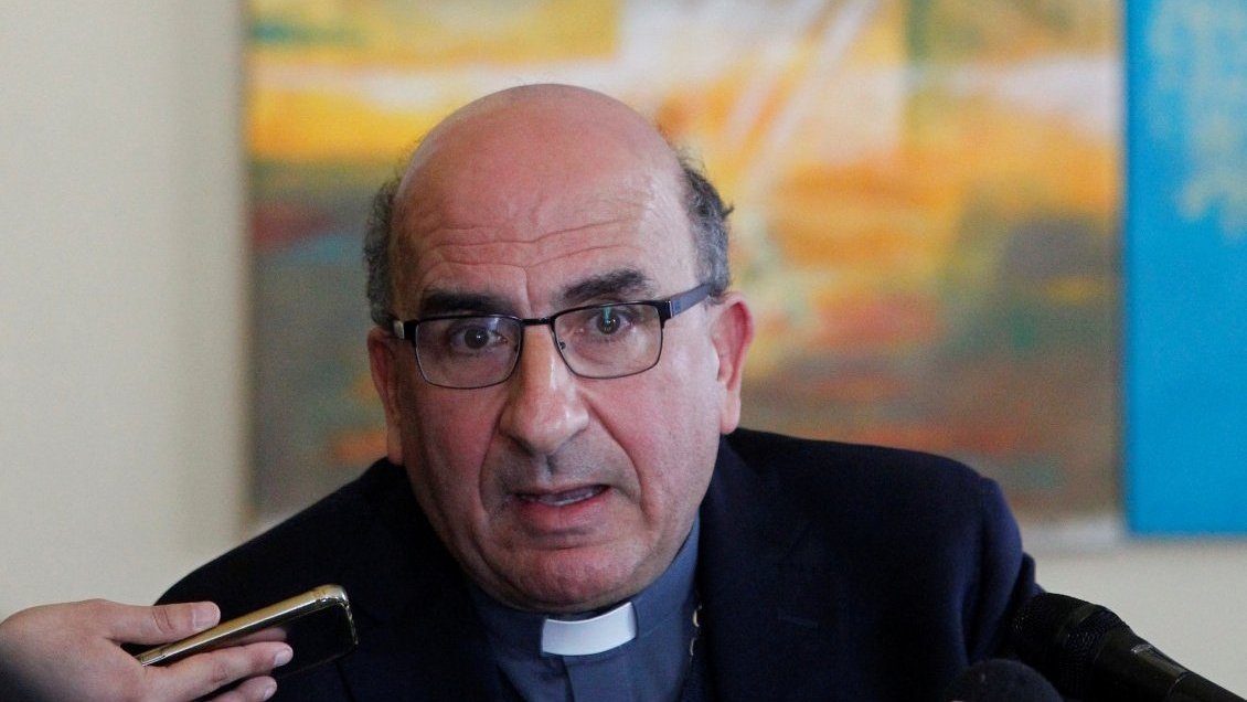 Arzobispo de Concepción: Falta que Fernando Karadima pida perdón