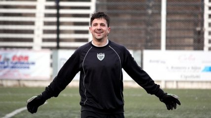   El portero argentino que homenajeó icónica escena de Homero Simpson en su camiseta 