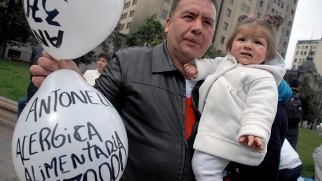 Padres de niños con alergia alimentaria anunciaron movilización