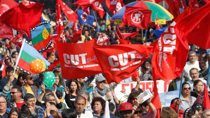   CUT: Las principales luchas son la brecha salarial, el subcontrato y el fin de las AFP 