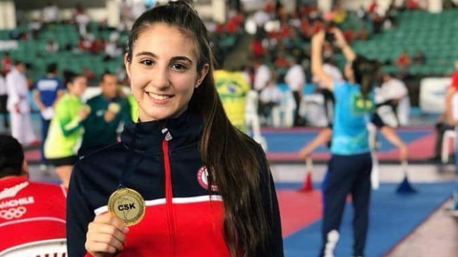  Valentina Toro destacó triunfo en el Sudamericano de karate  