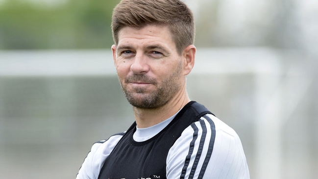  Rangers anunció a Steven Gerrard como entrenador  