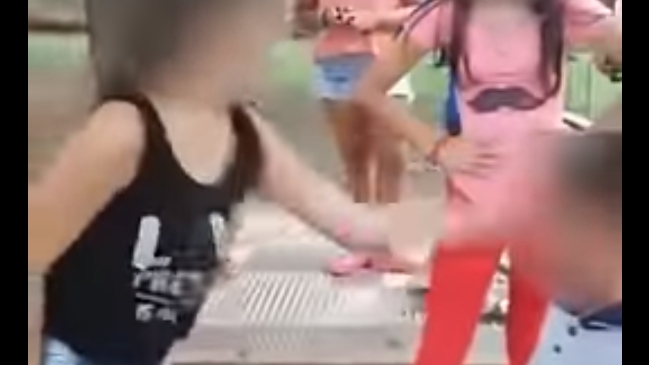 Diez niñas agredieron y le hicieron bullying a compañera en Argentina