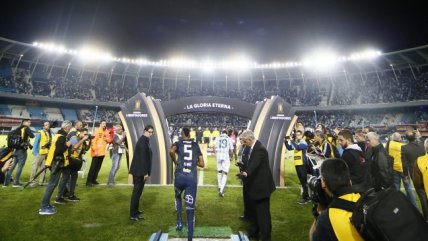  Así vivieron la U y Racing el intenso choque por Copa Libertadores  
