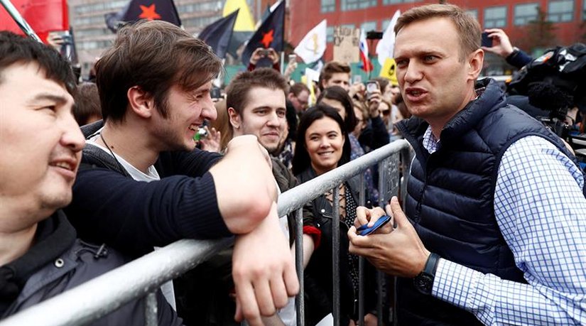 Policía rusa detuvo a líder opositor en protesta contra Putin