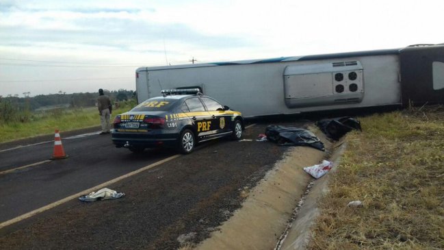Brasil: Al menos nueve muertos dejó accidente entre un autobús y un auto