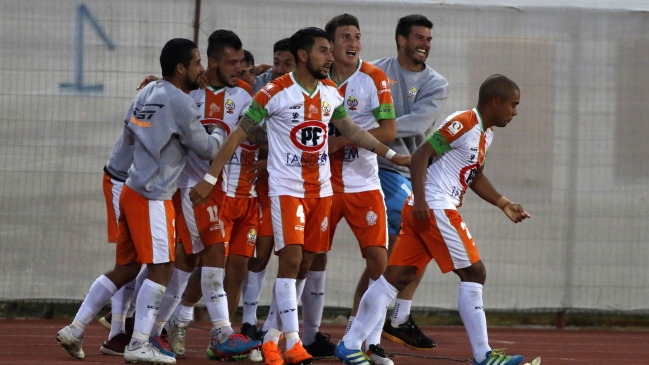 Cobresal remontó la llave ante San Antonio y clasificó a la siguiente fase de Copa Chile