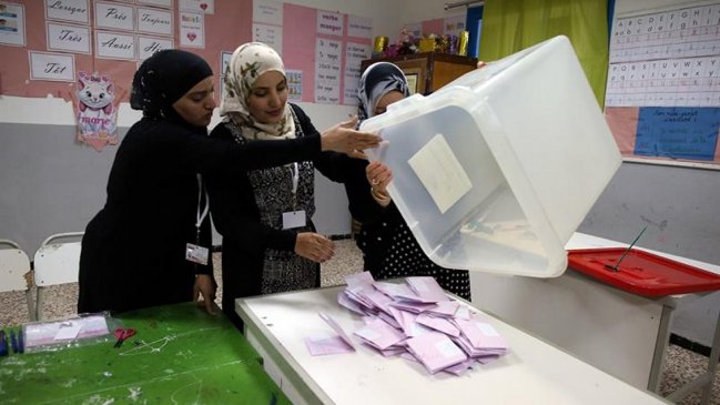  Elecciones Túnez: Partido conservador se atribuyó la victoria  