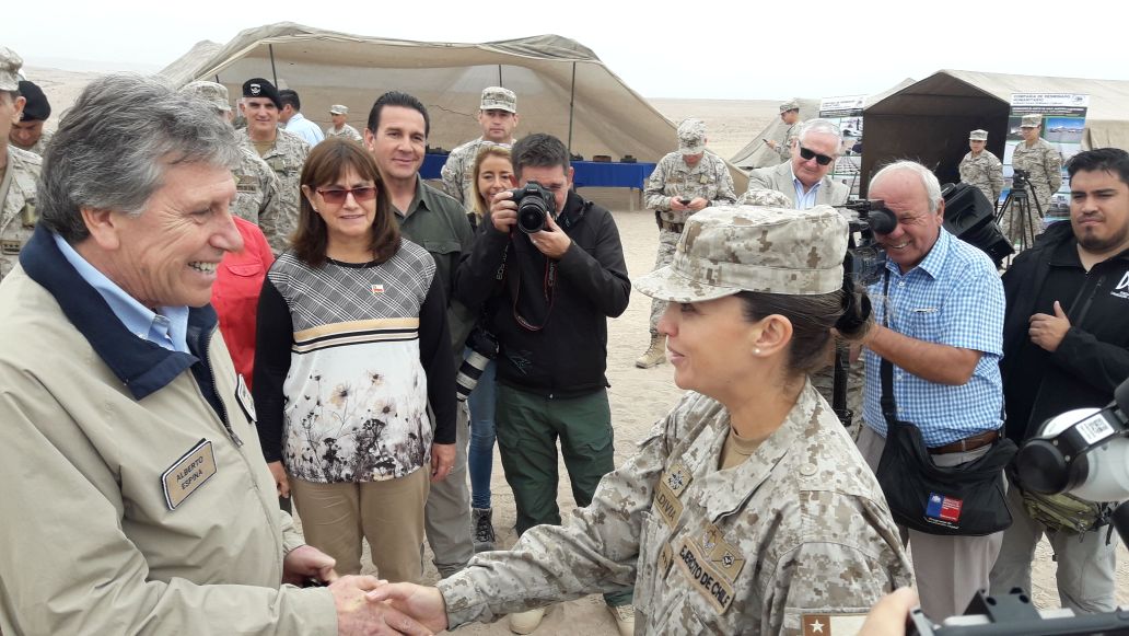 Arica: Capitán de Ejército Gabriela Valdivia será la primera mujer a cargo de desminado de frontera