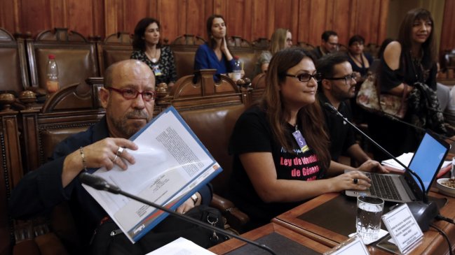 Movilh por identidad de género: Si el proyecto no resuelve tema de menores de 14 años no tiene mucho sentido