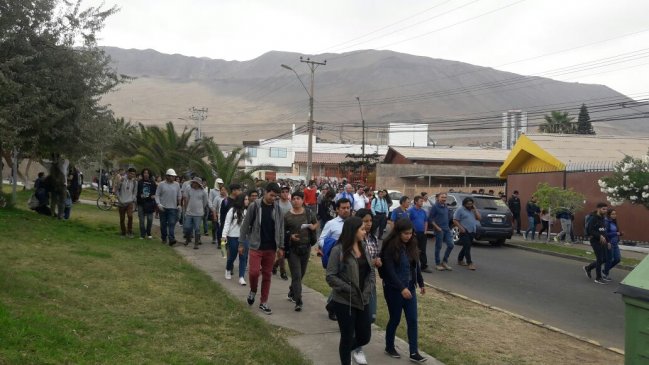 Tres mil personas evacuaron en primer simulacro de tsunami de la Universidad Arturo Prat en Iquique