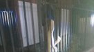 Sujeto quedó colgando desnudo de una reja tras intentar ingresar a una iglesia en La Calera